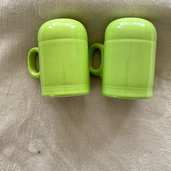 Vintage Fiesta, Fiestaware - Range Top Salt and Pepper, Chartreuse - Post 1986 - Picture 8 of 12